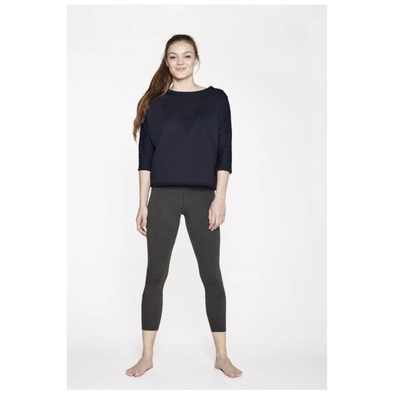 YOIQI Sweater Pulli aus biologischer Baumwolle mit Y Logo