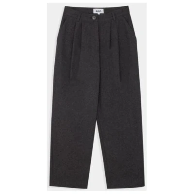 amt.studio Onix Pants - Stoffhose mit Bundfalten weit geschnitten weich aus Bio-Baumwolle dunkelgrau