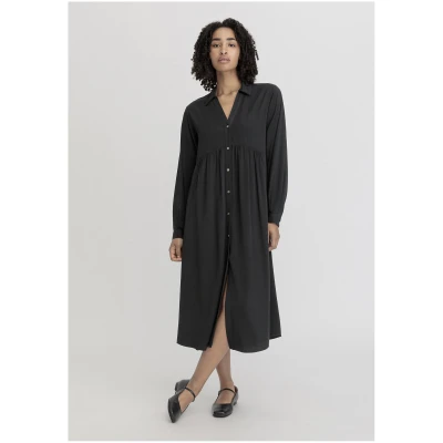 hessnatur Damen Kleid Midi Relaxed aus LENZING™ ECOVERO™ - schwarz - Größe 34