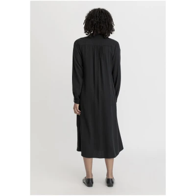 hessnatur Damen Kleid Midi Relaxed aus LENZING™ ECOVERO™ - schwarz - Größe 34
