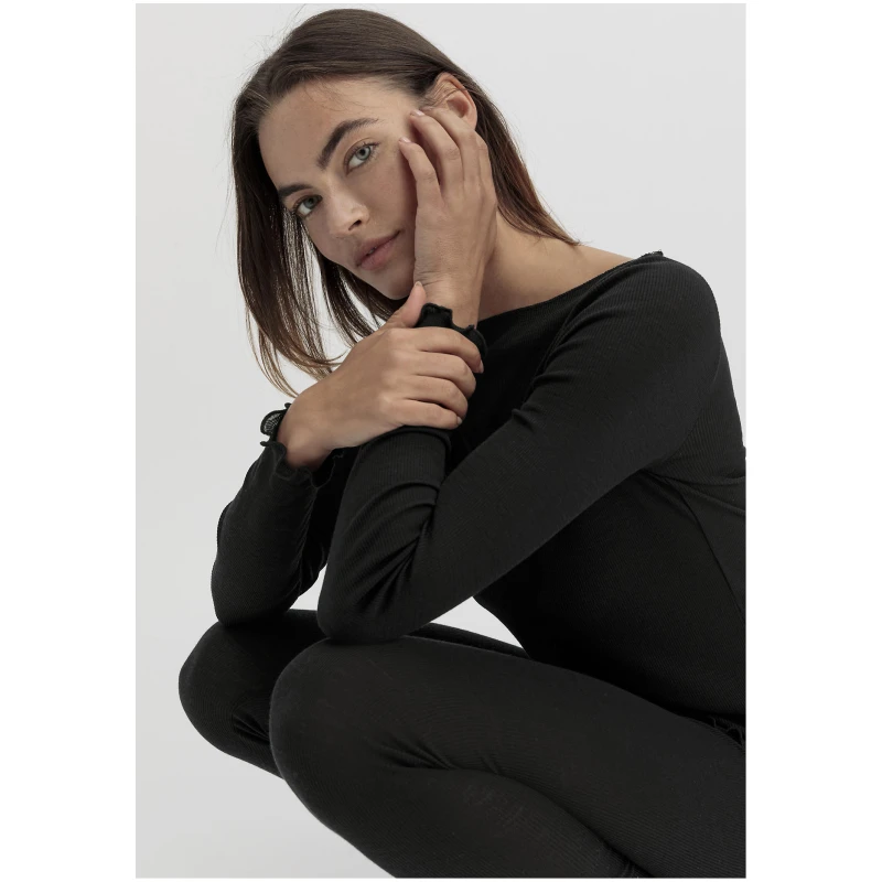 hessnatur Damen Longsleeve Fitted WARM TOUCH aus Bio-Merinowolle und TENCEL™ Lyocell - schwarz - Größe 34