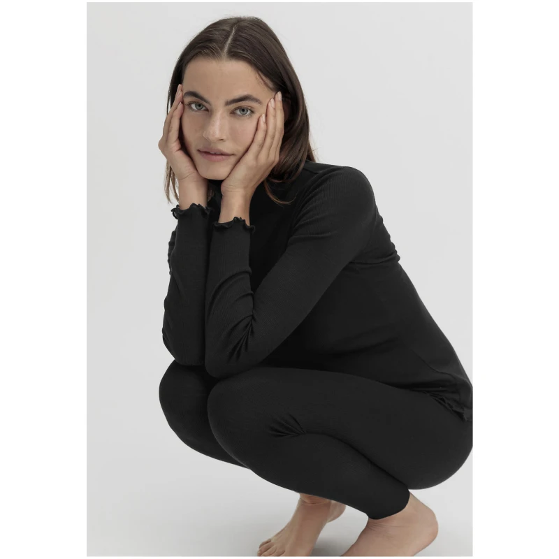 hessnatur Damen Longsleeve mit Rollkragen Fitted WARM TOUCH aus Bio-Merinowolle und TENCEL™ Lyocell - schwarz - Größe 34