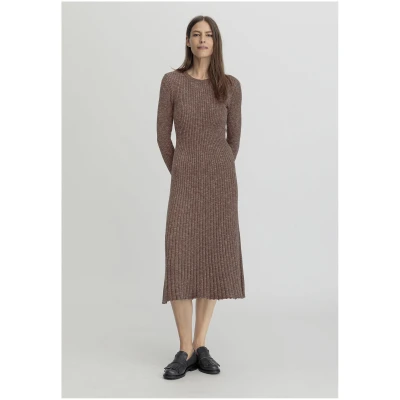 hessnatur Damen Strickkleid Midi Slim aus Bio-Baumwolle - braun - Größe 34