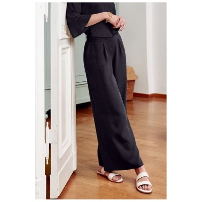 l'amour est bleu Weite Bundfaltenhose Modell Laura aus Tencel