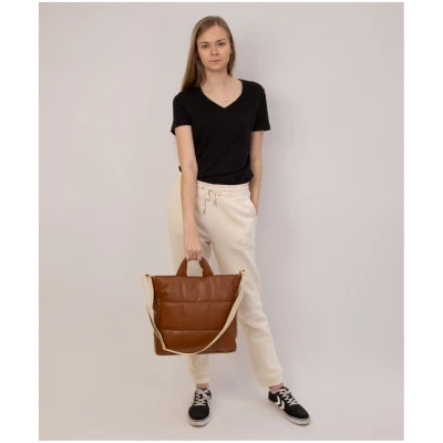 nuuwai Damen vegan Handtasche Stepptasche Linn Karamellbraun