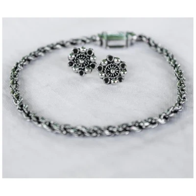 pakilia Silber Ohrstecker Kugel Kordel Fair-Trade und handmade