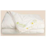 purnatour 4-Jahreszeiten Bettdecke Merinowolle mit Zirbe - bio organic-