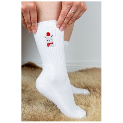 sticknic Socken mit Weihnachts Lama Motiv gestickt - Minimalistische Stickerei - Tennissocken - Kuschelsocken - Geschenk Weihnachten