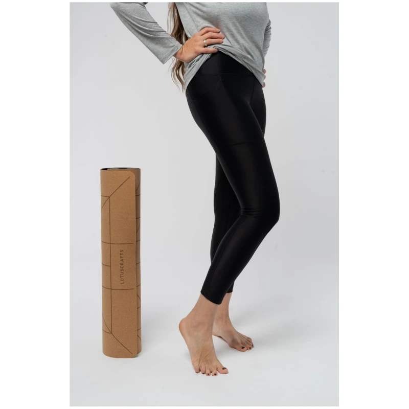 Fit For Future Yoga Leggings aus ECONYL ®, Recycled
