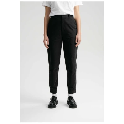 Hose Relaxed Fit Modell: Janaki GOTS