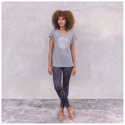 Jaya OM - Damen - loose cut T-Shirt aus 100% Biobaumwolle