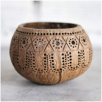 Kerzenhalter aus Kokosnuss Motiv Hippie