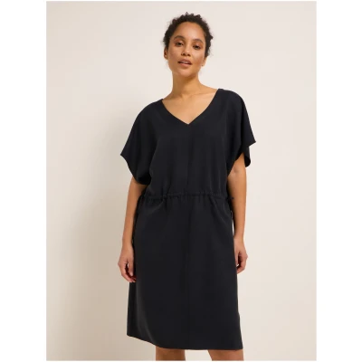 Kleid mit V-Ausschnitt