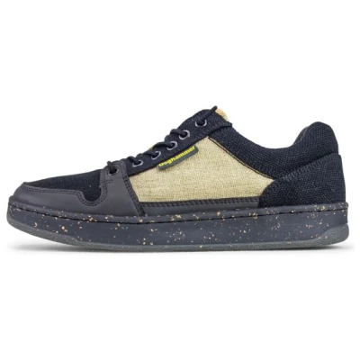 Schwarzer Damen-Sneaker - vegan & fair von Doghammer " 36"