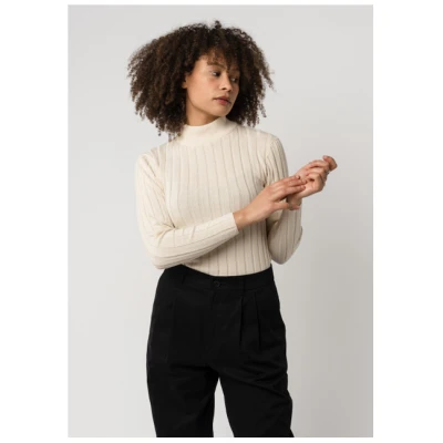 Stehkragen-Strickpullover Modell: Amba