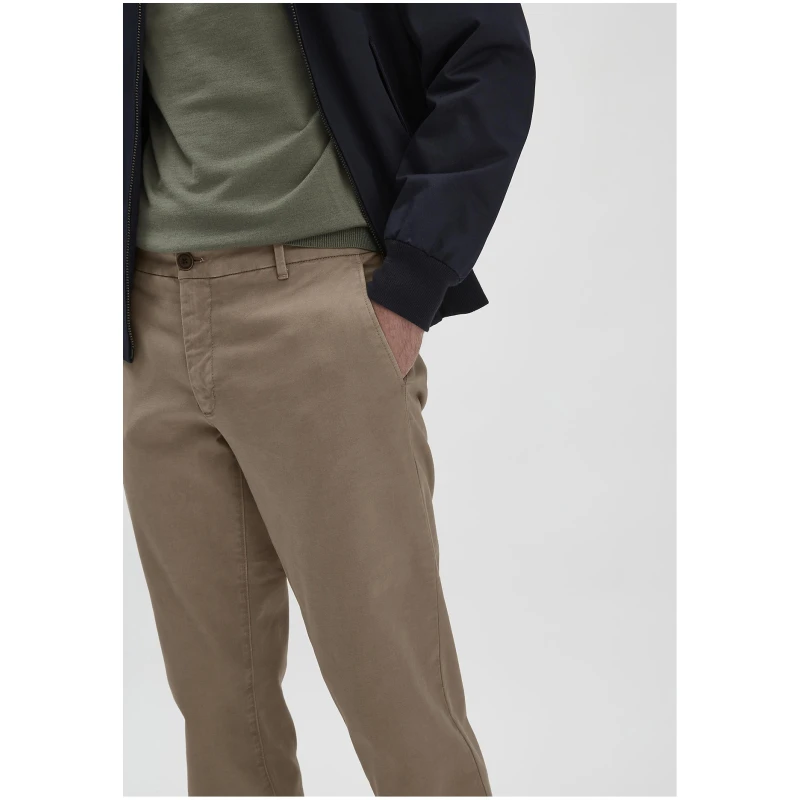 hessnatur Herren Chino LENN Regular aus Bio-Baumwolle - braun - Größe 30/32