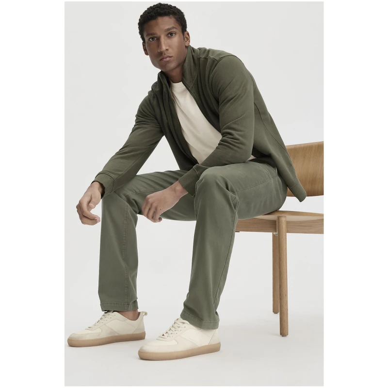 hessnatur Herren Chino LENN Regular aus Bio-Baumwolle - grün - Größe 30/32