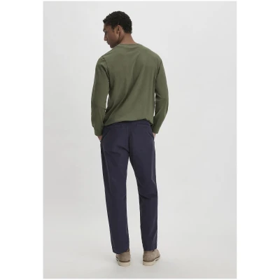 hessnatur Herren Chino RON Relaxed aus Bio-Baumwolle - blau - Größe 30/32