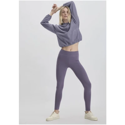 hessnatur Loungewear Fleece Sweatshirt Relaxed ACTIVE LIGHT aus Bio-Baumwolle - lila - Größe L