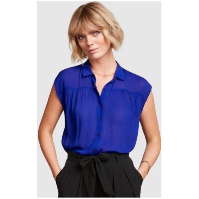 Amy Blouse Capo