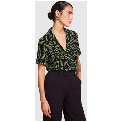 Bella Blouse Medina