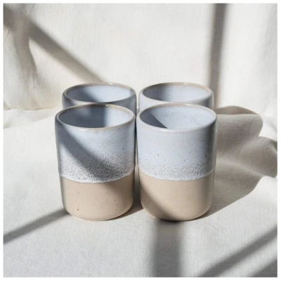 EDDA stoneware Handgemachter Steingut Becher Aalina - Weiß und Beige (⌀ 8 x 10 cm, 0,35 L)