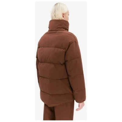Elvine Mella cinnamon