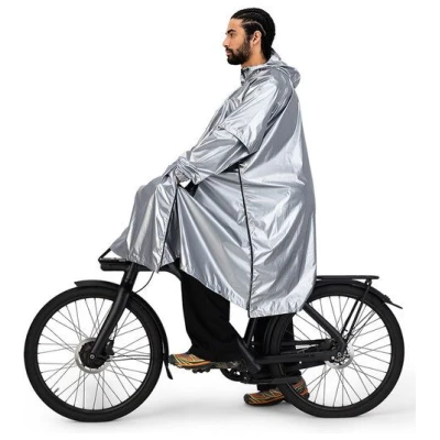 Maium Vegan Regenmantel - Unisex Poncho - aus recycelten Materialien