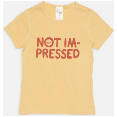 T-Shirt Eve Not Impressed Gelb