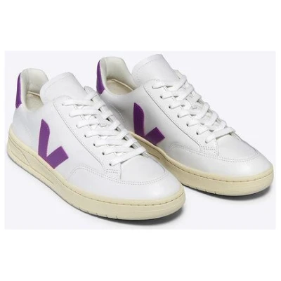 VEJA V-12 Leather Extra White Cosmos