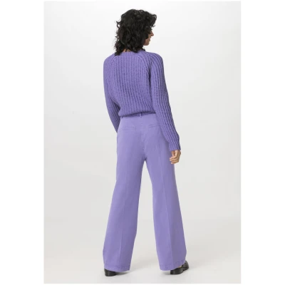 hessnatur Damen Hose Bundfalte Relaxed aus TENCEL™ Lyocell mit Bio-Baumwolle - lila - Größe 38