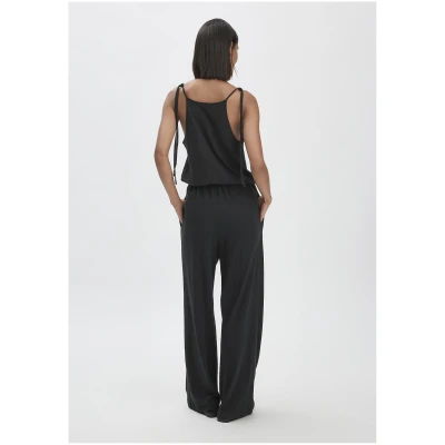 hessnatur Damen Jersey Jumpsuit Relaxed aus Leinen und reiner Bio-Baumwolle - schwarz - Größe 34