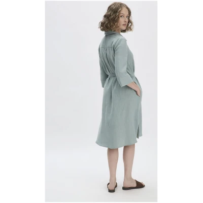 hessnatur Damen Kleid Knielang Relaxed aus Leinen - grün - Größe 34