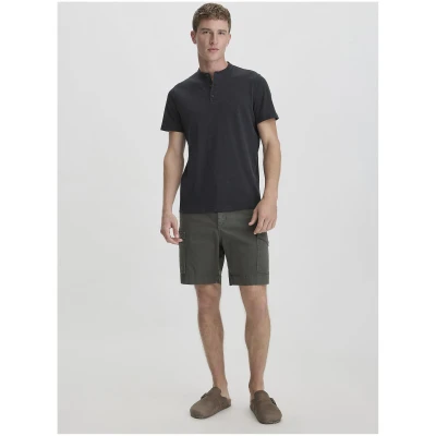 hessnatur Herren Cargo Shorts Relaxed aus Bio-Baumwolle - grün - Größe 30