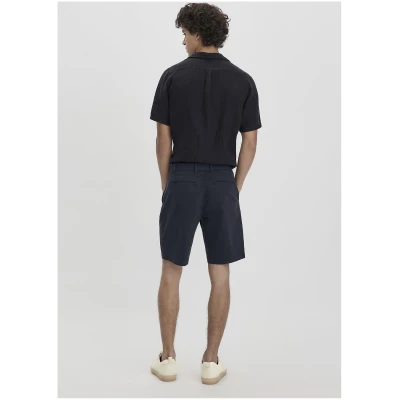 hessnatur Herren Chino Shorts Relaxed aus Bio-Baumwolle - blau - Größe 30