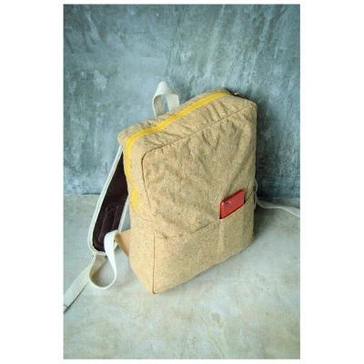 BY COPALA Rucksack aus Kork mit gelbem Zipper
