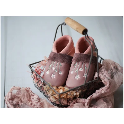 Baby und Kinder Lederpuschen Krabbelschuhe Streublumen roseberry/rosa Gr.18/19