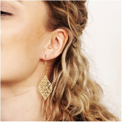 Hübsche Creolen (25mm) mit BOHO Anhänger (40mm x 24mm) von Elektropulli