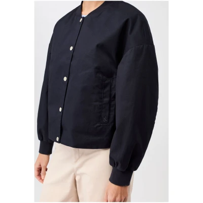 Jacke Reefton