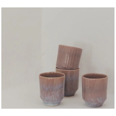 NAKOA Keramik Cappuccino Tassen 4er Set | Handgefertigtes Steingut | Hochwertige Kaffeebecher ohne Henkel | Große Cappuccino Becher | Moderne Kaffeetassen | Spülmaschinenfest | 300ml