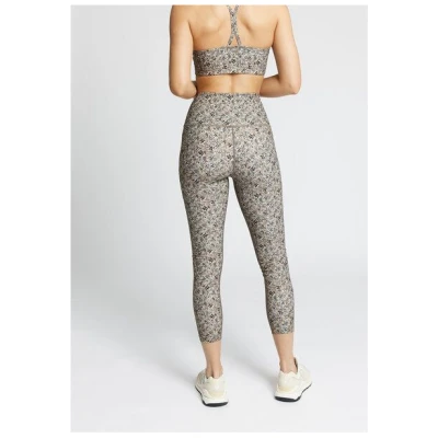 Rethinkit Studios Sports Tights High Waist Inseam 7/8 - Beths Tights Crispy aus recykeltem Nylon