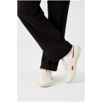 Sneaker '89 Apple