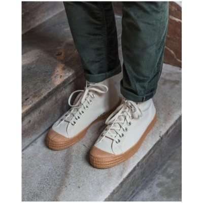 Sneaker Modell: Star Dribble