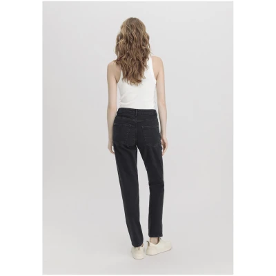 hessnatur Damen Jeans HANNA High Rise Mom aus Bio-Denim - schwarz - Größe 26/30