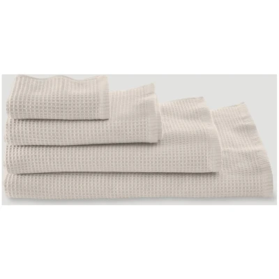 hessnatur Waffelpiqué-Handtuch aus Bio-Baumwolle - beige - Größe 100x180 cm