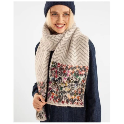 Alma & Lovis Der Kunstvolle: Schal mit aparter Stickerei aus Alpaka-/Woll-Mix | Embroidery Scarf