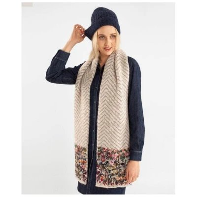Alma & Lovis Der Kunstvolle: Schal mit aparter Stickerei aus Alpaka-/Woll-Mix | Embroidery Scarf