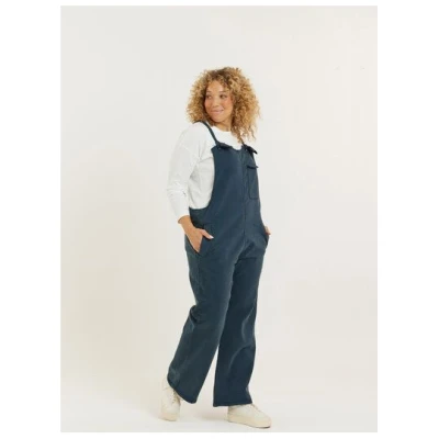 Flax and Loom Tencel-Baumwoll Latzhose Relaxed Fit Modell: Lou Barker