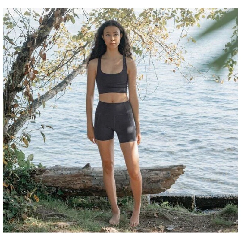 Girlfriend Collective Shorts - Run Shorts High-Rise - aus recyceltem Polyester