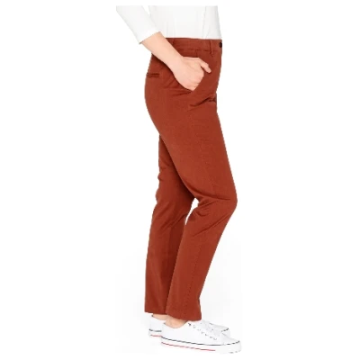 Hose aus Bio-Baumwoll-Gabardine, kastanie 46